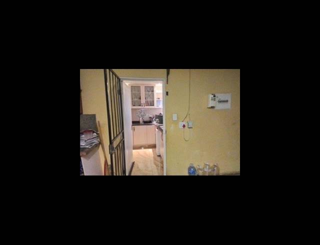 3 BEDROOM TOWNHOUSE FOR SALE IN THERESAPARK